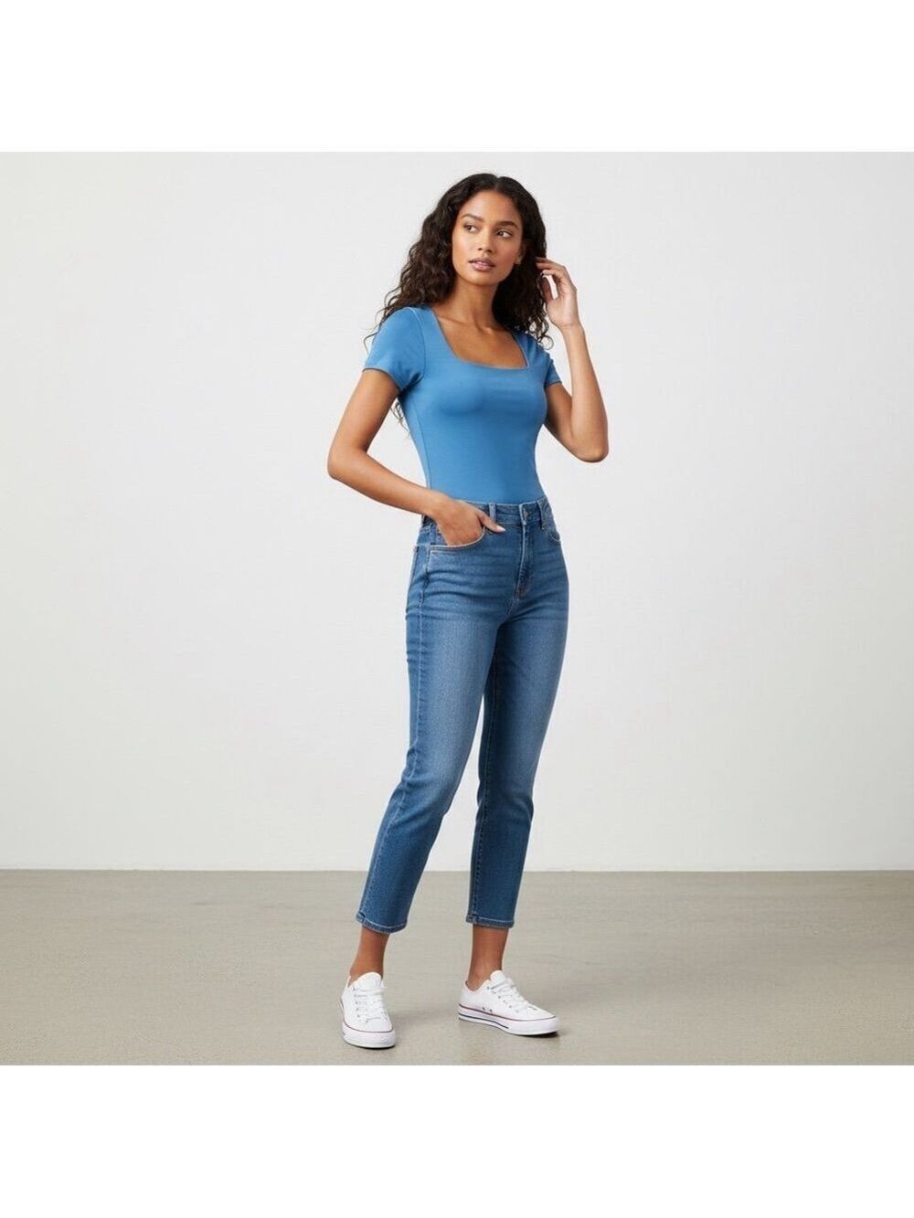 Live in the Moment Blue Square Neck Cropped Top NWT Size Large